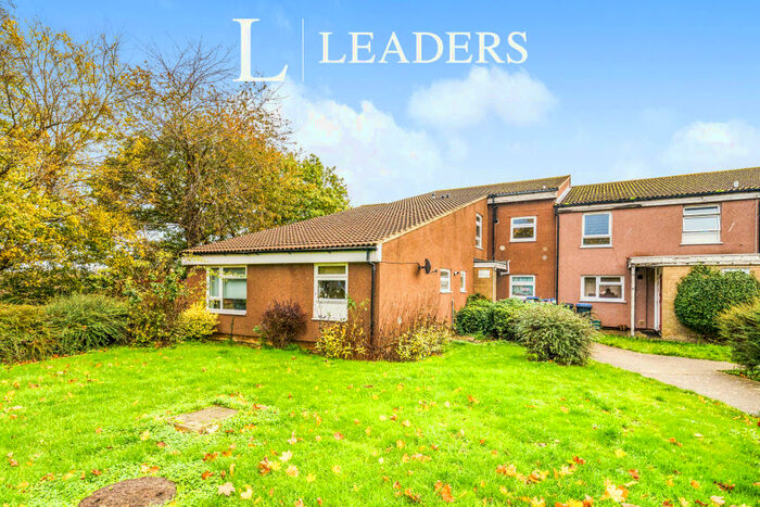 2 Bedroom Flat To Rent In Mallows Green, Harlow, CM19