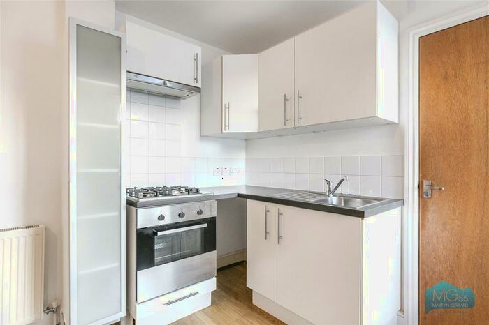 2 Bedroom Apartment To Rent In Alston Road, High Barnet, Hertfordshire, EN5