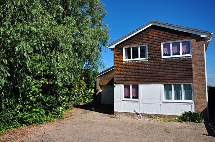 5 Bedroom Detached House For Sale In Kirby Road, Walton-on-the-naze, CO14