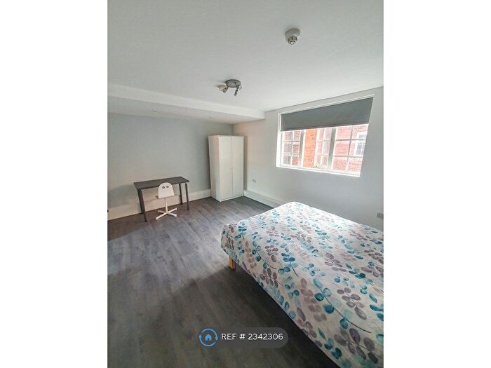 Studio To Rent In Mansfield Road, Nottingham, NG1