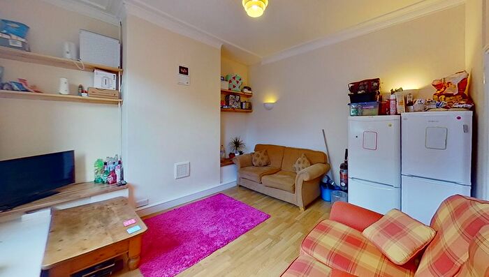 4 Bedroom Terraced House To Rent In Providence Road, Woodhouse, Leeds, West Yorkshire, LS6