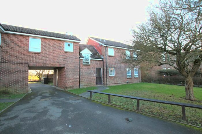 1 Bedroom Studio To Rent In Wyre Court, Tilehurst, Reading, Berkshire, RG31