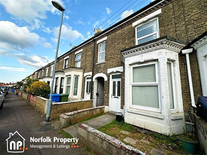 3 Bedroom House To Rent In West City, NR2