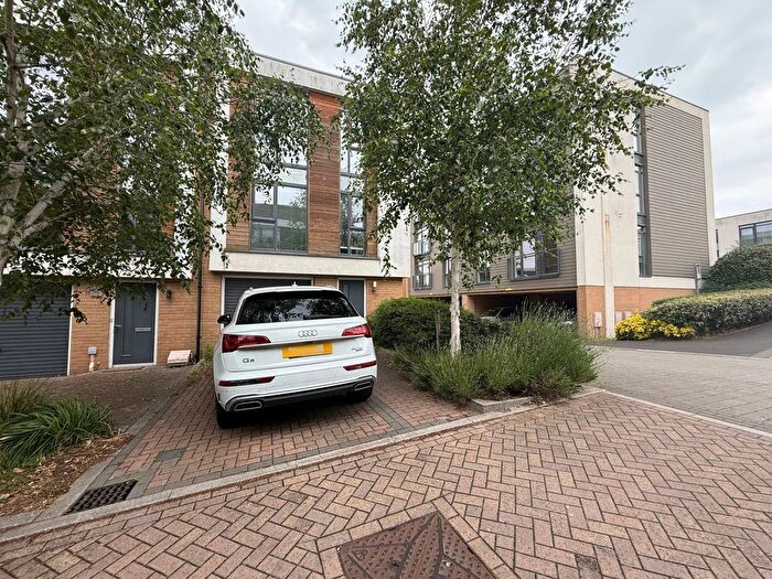 4 Bedroom End Of Terrace House To Rent In Firepool View, Taunton, TA1