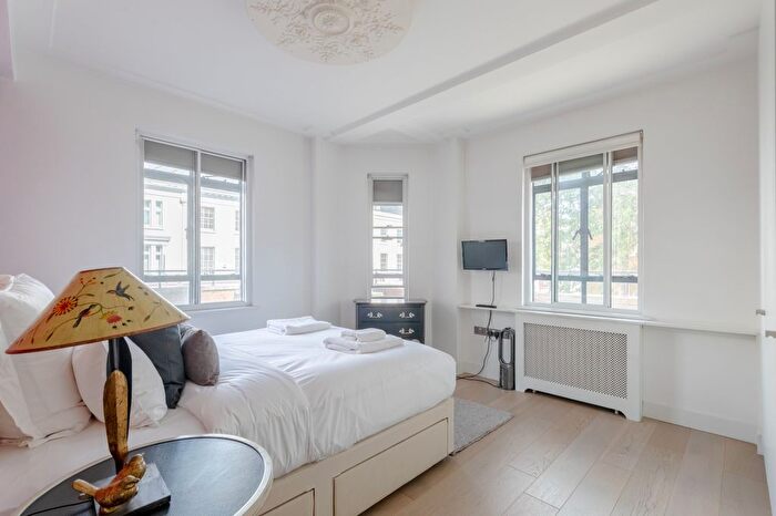 1 Bedroom Flat To Rent In Cheltenham Terrace, London ., SW3