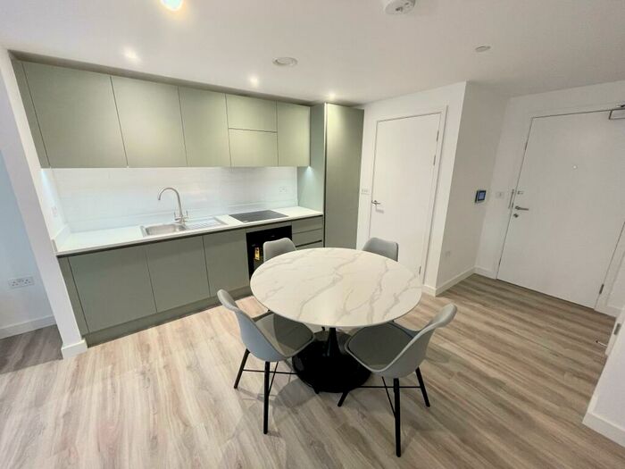 1 Bedroom Apartment To Rent In Kimpton Road, Luton, LU2