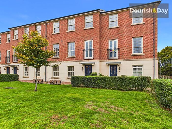 2 Bedroom Flat For Sale In Potters Court, St. Georges Parkway, Stafford, ST16