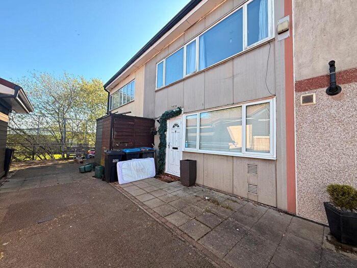 3 Bedroom House To Rent In Berecroft, Harlow, CM18