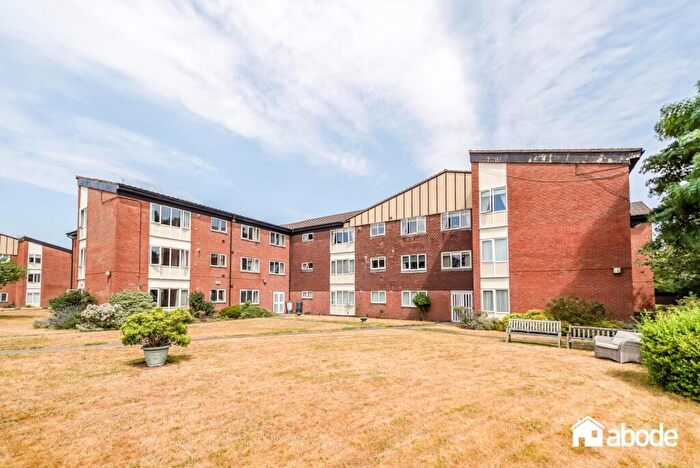 1 Bedroom Flat For Sale In Dowhills Park, Liverpool, L23