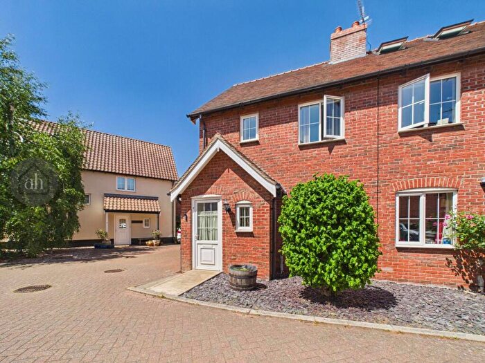 2 Bedroom Semi-Detached House For Sale In Muriel King Close, Hessett, IP30