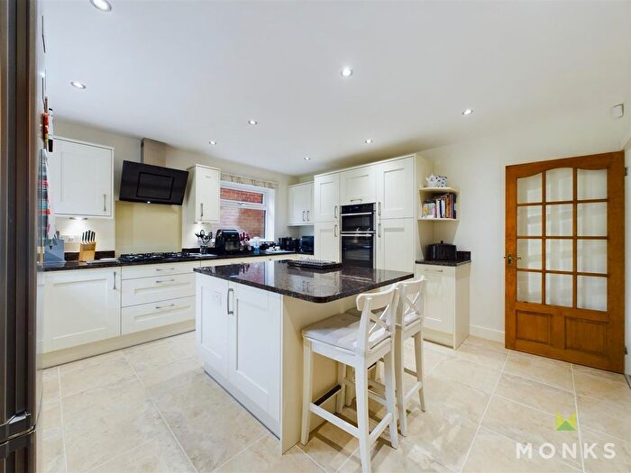 4 Bedroom Detached House For Sale In Watkin Drive, Oswestry, SY11