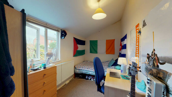 5 Bedroom Terraced House To Rent In Boultham Ave | Student House | /, LN5