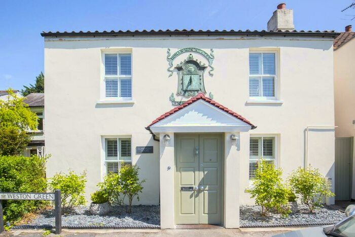 4 Bedroom Detached House To Rent In Weston Green, Thames Ditton, KT7