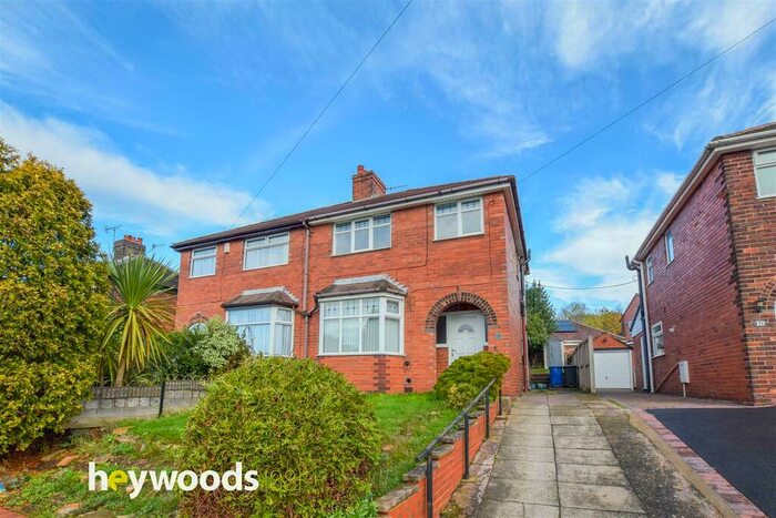 3 Bedroom Semi-Detached House To Rent In Newcastle Street, Silverdale, Newcastle-under-Lyme, ST5