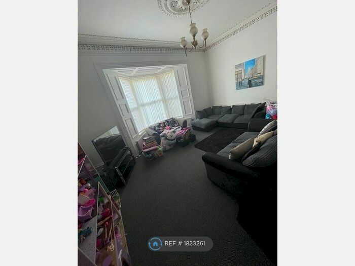 2 Bedroom Flat To Rent In Dyserth Road, Rhyl, LL18