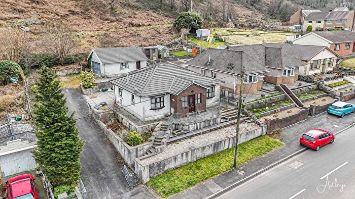 2 Bedroom Detached Bungalow For Sale In Lletty Dafydd, Clyne, Neath, SA11