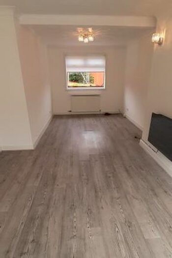 2 Bedroom Semi-Detached House To Rent In Kinarvie Road, Glasgow, G53