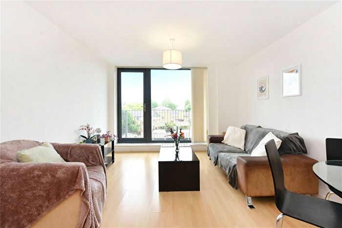 2 Bedroom Flat For Sale In The Drakes, Evelyn Street, Deptford, London, SE8