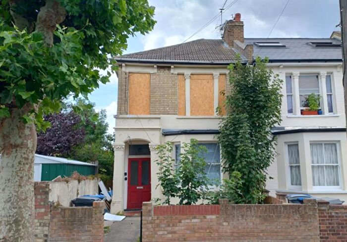 2 Bedroom Flat For Sale In Casselden Road, Harlesden, London, NW10
