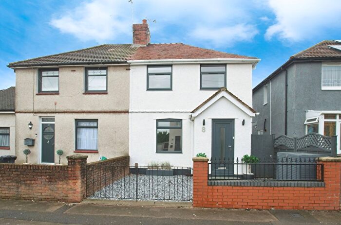 3 Bedroom Semi Detached House For Sale In Moorland Avenue, Newport, NP19