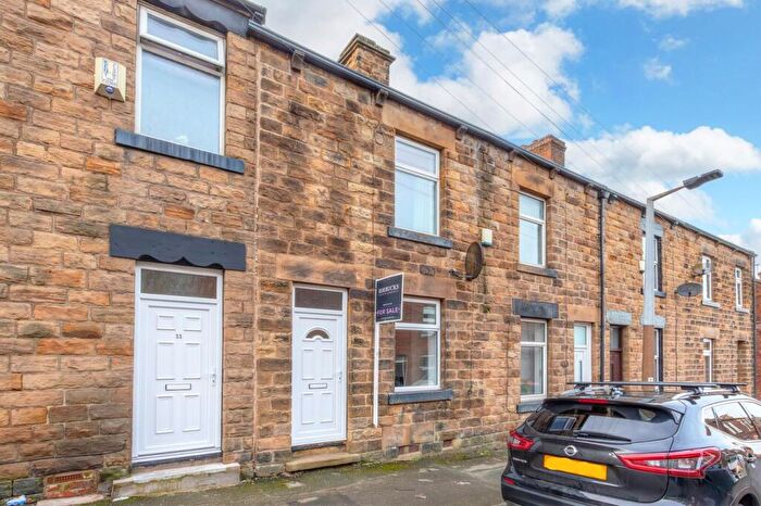 3 Bedroom Terraced House For Sale In Middlesex Street, Barnsley, S70