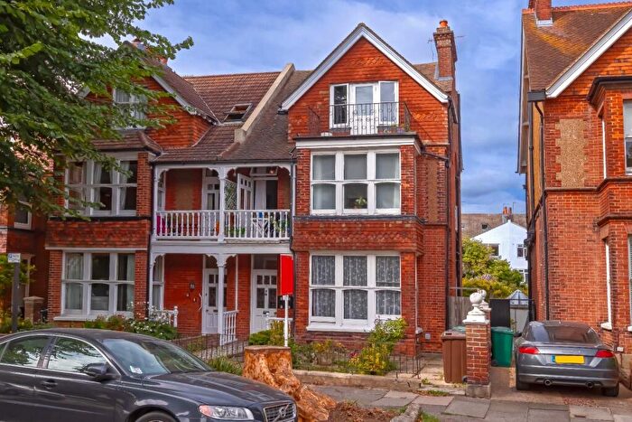 Apartment For Sale In Pembroke Crescent, Hove, BN3