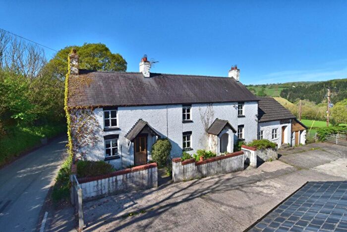3 Bedroom Farm House For Sale In Bontuchel, Ruthin, LL15