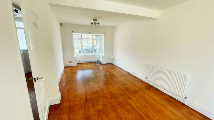 3 Bedroom Terraced House To Rent In Catherine Road, Enfield, EN3