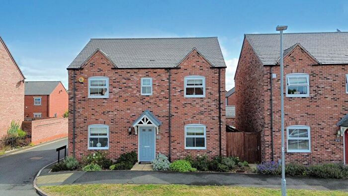 4 Bedroom Detached House For Sale In Bluebell Way, Tutbury, DE13