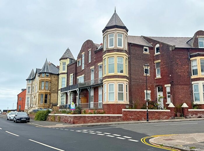 2 Bedroom Flat For Sale In Marine Parade, Saltburn-By-The-Sea, TS12