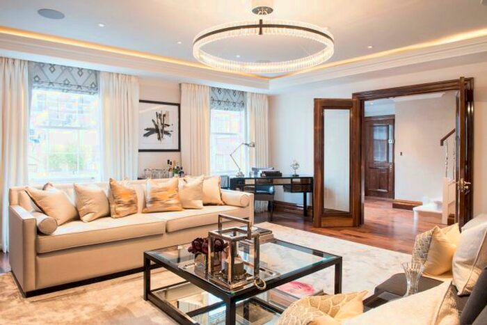 2 Bedroom Flat To Rent In Grosvenor Hill, Mayfair, London, W1K