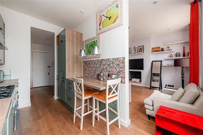 1 Bedroom Flat For Sale In Randolph Avenue, Maida Vale, London, W9