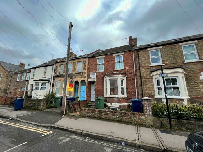6 Bedroom Terraced House To Rent In Bullingdon Road, Cowley, Hmo Ready Sharers, OX4