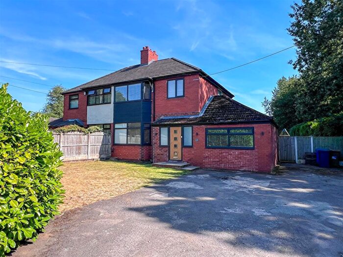 3 Bedroom Semi-Detached House For Sale In Endon Road, Norton Green, ST6