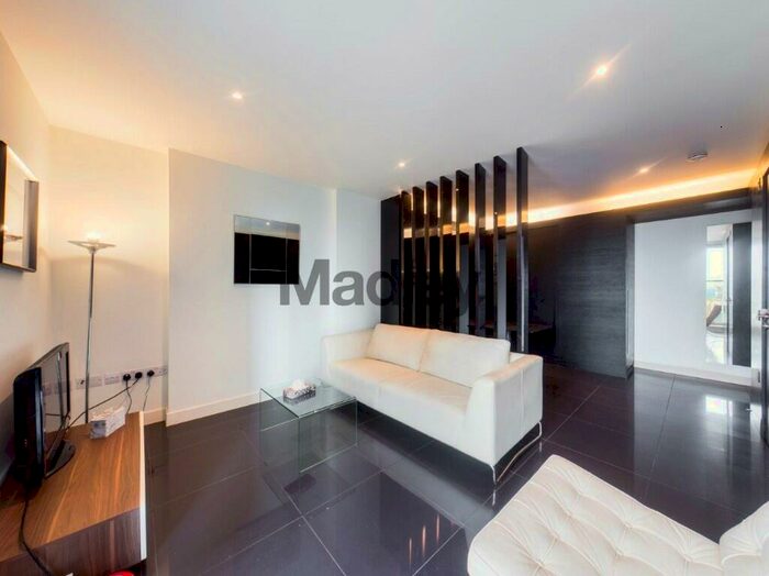 Studio To Rent In Pan Peninsula Square, London, E14