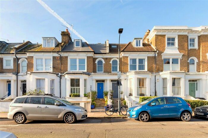 3 Bedroom Maisonette To Rent In Brackenbury Road, Brackenbury Village, London, W6