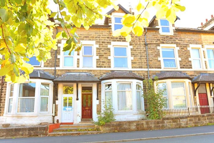 1 Bedroom Apartment To Rent In Grove Park Terrace, Harrogate, HG1