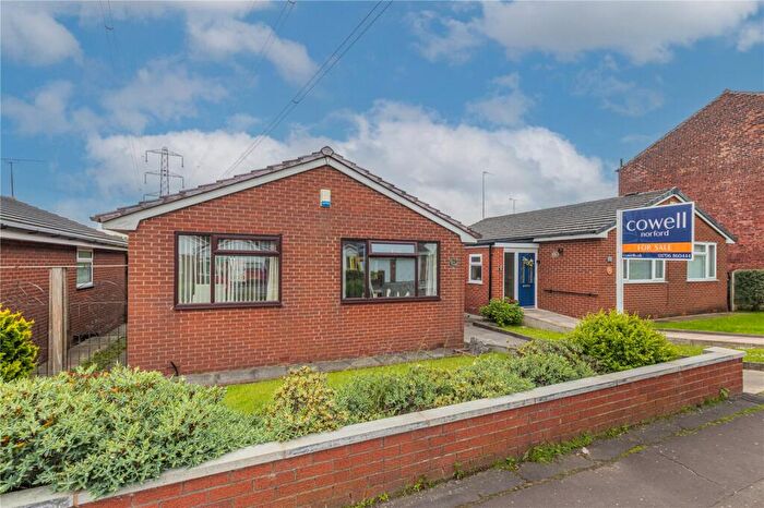 2 Bedroom Bungalow For Sale In Edenfield Road, Norden, Rochdale, OL11