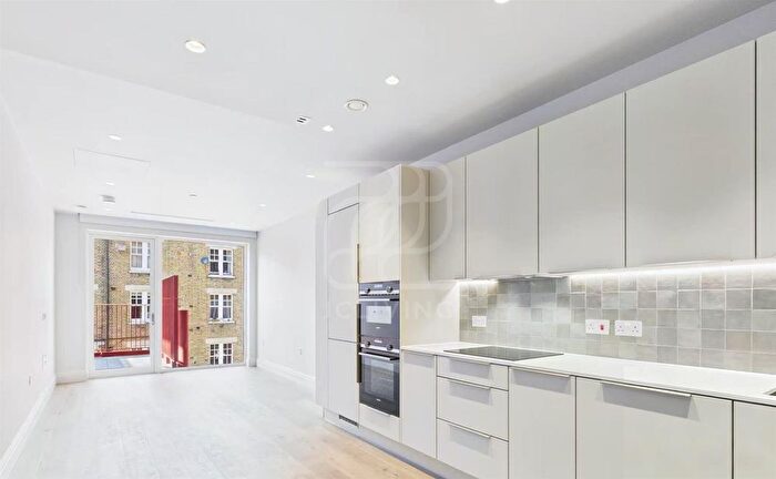 1 Bedroom Flat To Rent In Civic Avenue, London, W6