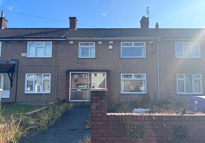 3 Bedroom Town House For Sale In Chillerton Road, Liverpool, Merseyside, L12