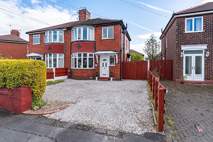 3 Bedroom Semi Detached House For Sale In Manor Drive, Northwich, CW9