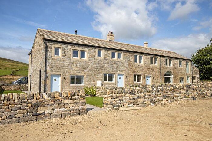 2 Bedroom Cottage For Sale In Pipits Cottage, Oaken Clough Farm, Shaws Lane, Hubberton, HX6