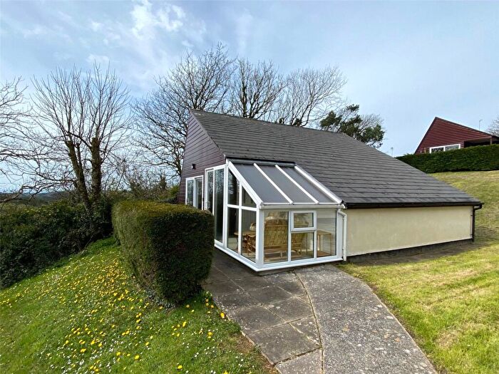 2 Bedroom Chalet For Sale In The Coombe, Bude, EX23