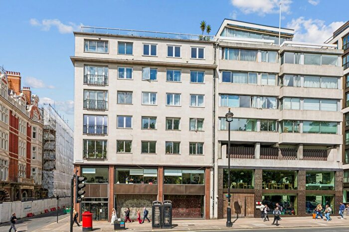 3 Bedroom Flat For Sale In Piccadilly, London, W1J