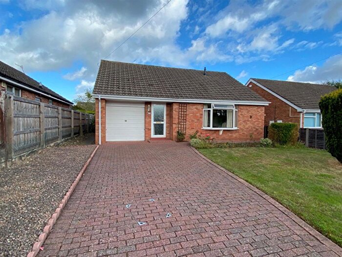 2 Bedroom Detached Bungalow For Sale In Beverley Way, Malvern, WR14