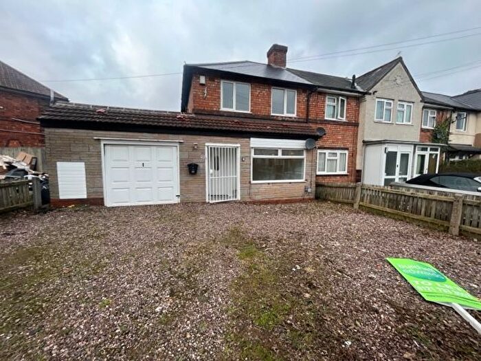 3 Bedroom Semi-Detached House To Rent In Nailstone Crescent, Birmingham, B27