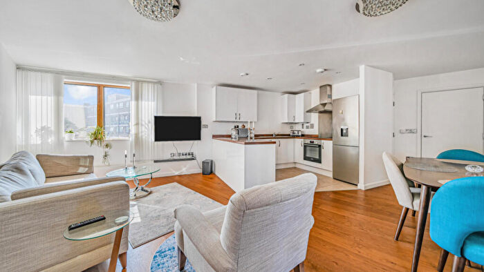 2 Bedroom Flat For Sale In Franklin House, NW6