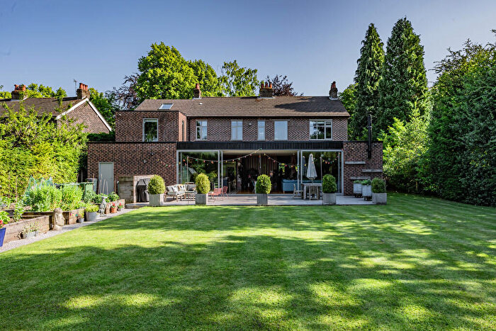 5 Bedroom Detached House To Rent In Ladythorn Crescent, Bramhall, Stockport, SK7