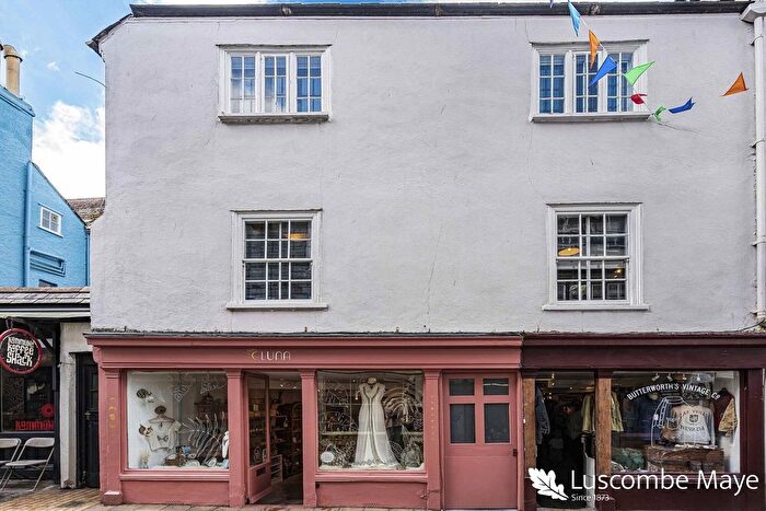 3 Bedroom Flat For Sale In High Street, Totnes, TQ9