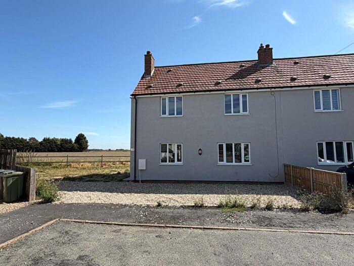 3 Bedroom Semi Detached House To Rent In Chestnut Avenue, Welney, PE14